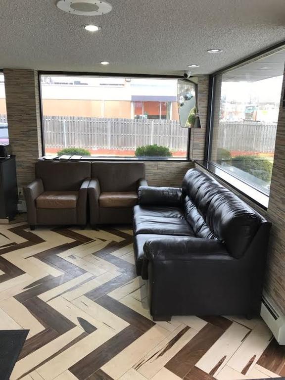 Travelodge By Wyndham Avenel Woodbridge Buitenkant foto