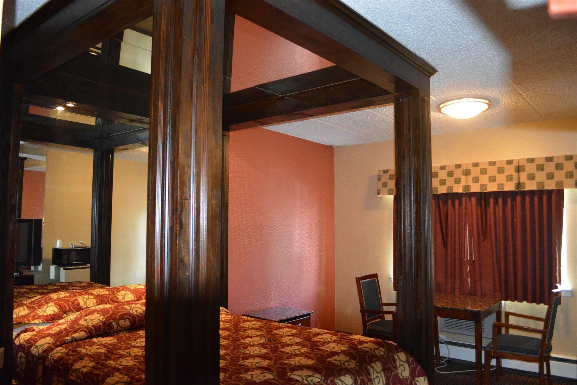 Travelodge By Wyndham Avenel Woodbridge Buitenkant foto